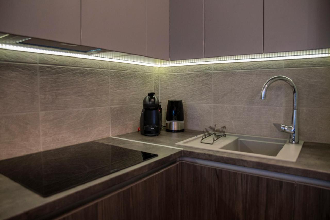 Sasadpark'S New Apartment In The West Part Of Buda Budapest Eksteriør billede